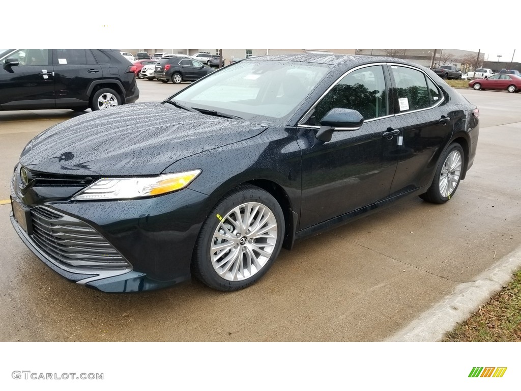 Galactic Aqua Mica 2020 Toyota Camry XLE Exterior Photo #136299872
