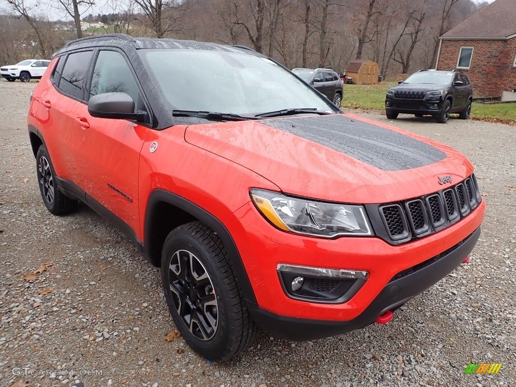 2020 Compass Trailhawk 4x4 - Spitfire Orange / Black photo #6