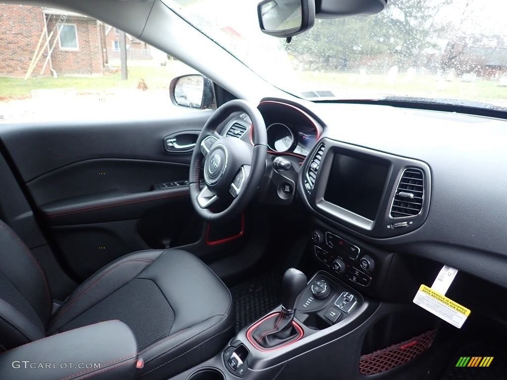 2020 Compass Trailhawk 4x4 - Spitfire Orange / Black photo #9