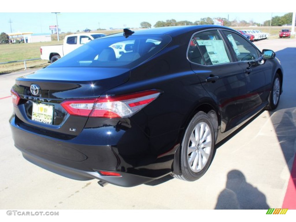 2020 Camry LE - Midnight Black Metallic / Black photo #8