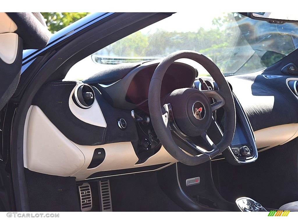 2018 McLaren 570S Spider Almond White/Carbon Black Dashboard Photo #136304457