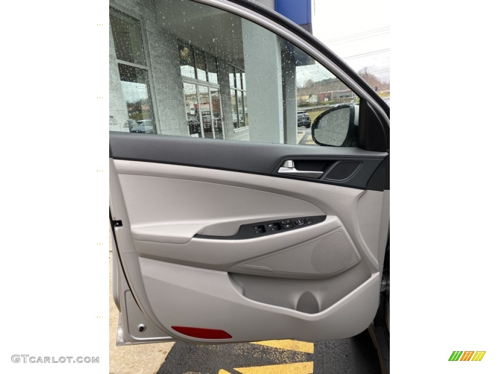 2020 Hyundai Tucson SE AWD Gray Door Panel Photo #136306428