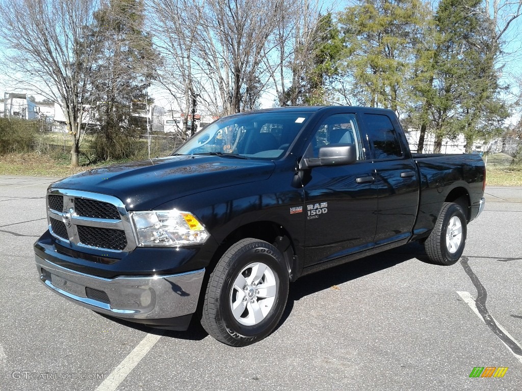 2019 1500 Classic Tradesman Quad Cab 4x4 - Diamond Black Crystal Pearl / Black/Diesel Gray photo #2