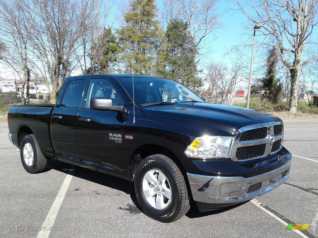 2019 1500 Classic Tradesman Quad Cab 4x4 - Diamond Black Crystal Pearl / Black/Diesel Gray photo #4