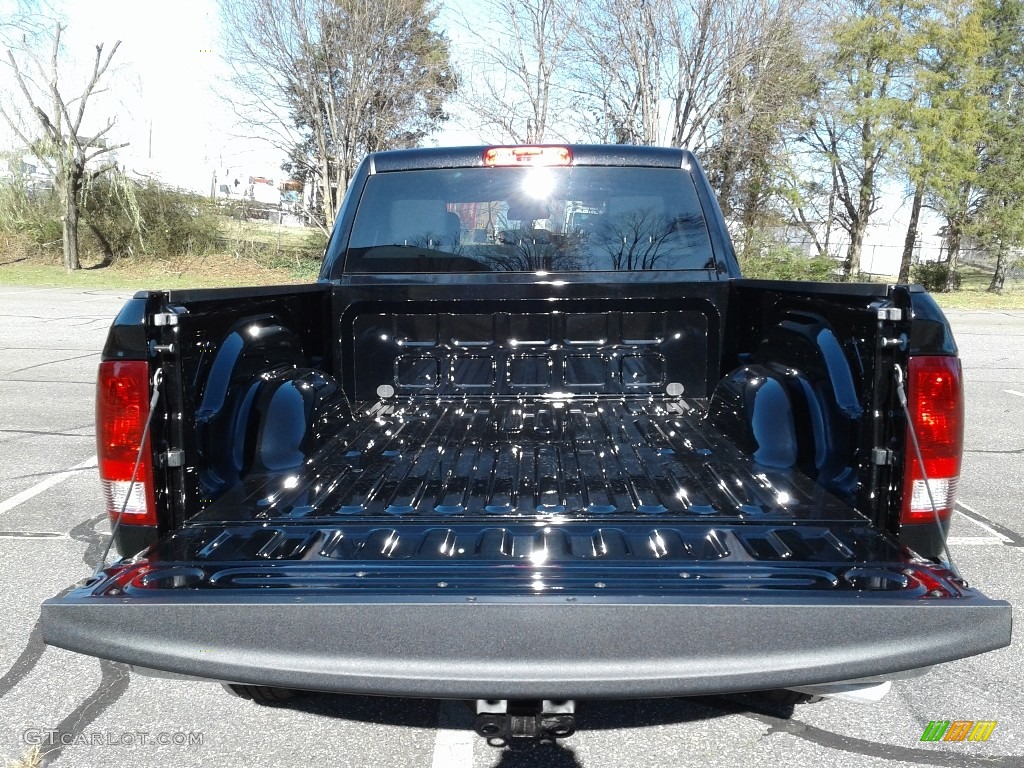2019 1500 Classic Tradesman Quad Cab 4x4 - Diamond Black Crystal Pearl / Black/Diesel Gray photo #12