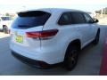 2019 Blizzard Pearl White Toyota Highlander LE  photo #8