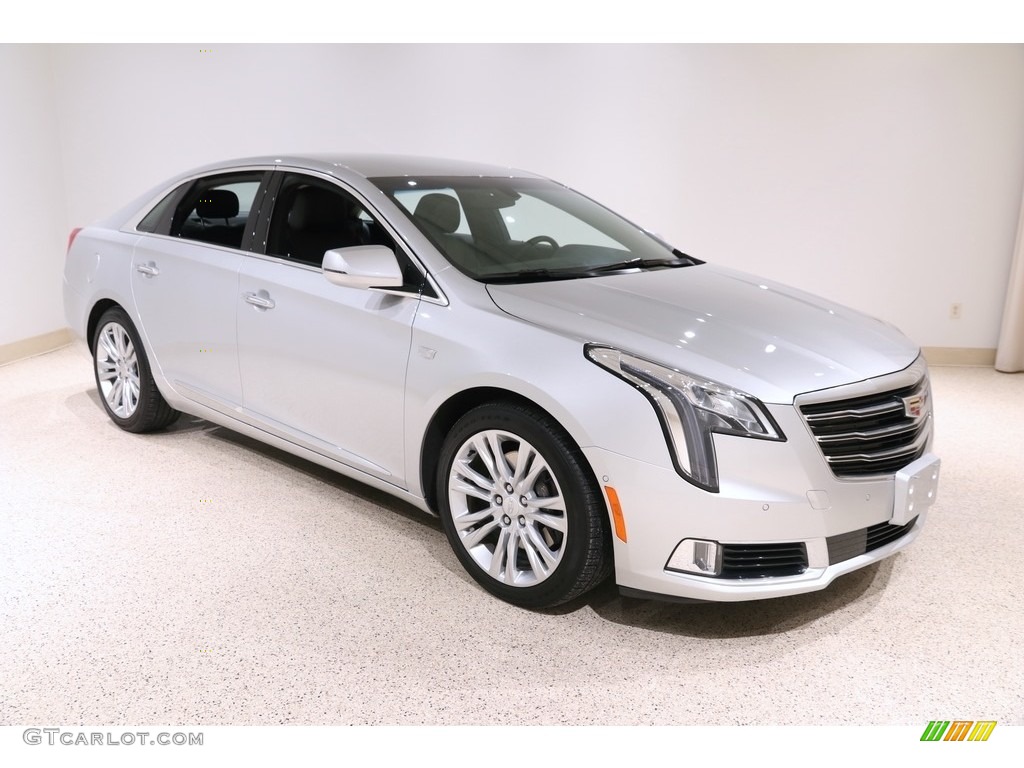 Radiant Silver Metallic 2019 Cadillac XTS Luxury Exterior Photo #136310595