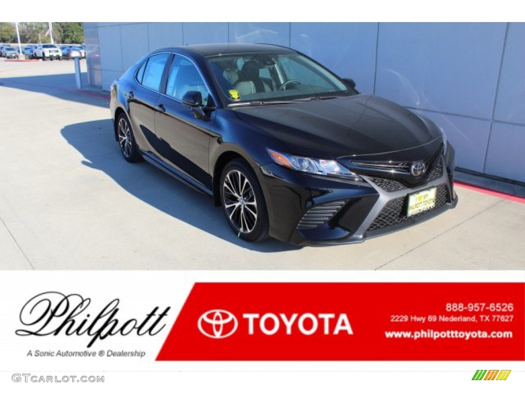 2020 Midnight Black Metallic Toyota Camry SE 136303856 Photo 10