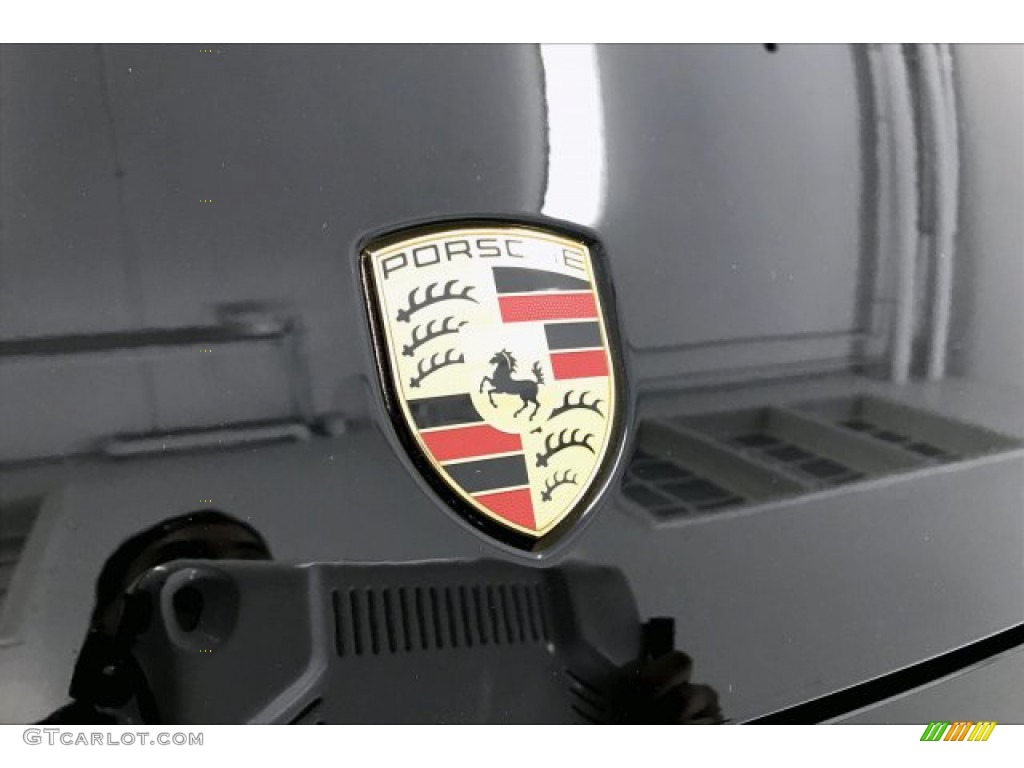 2019 Porsche Cayenne Standard Cayenne Model Marks and Logos Photo #136319154