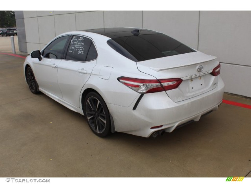 2019 Camry XSE - Wind Chill Pearl / Black photo #6