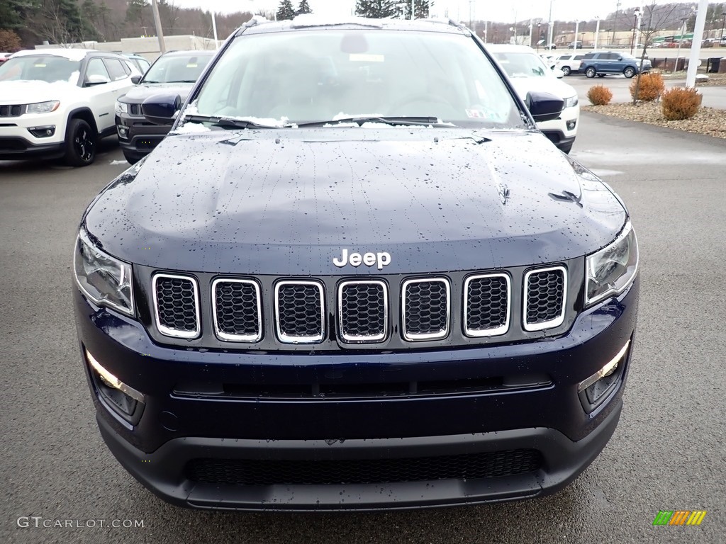 2020 Compass Latitude 4x4 - Jazz Blue Pearl / Ski Gray/Black photo #8