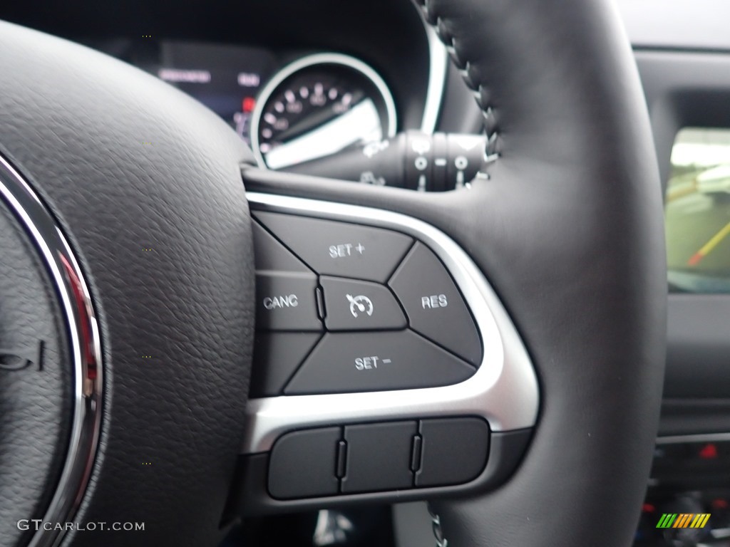 2020 Compass Latitude 4x4 - Jazz Blue Pearl / Ski Gray/Black photo #18