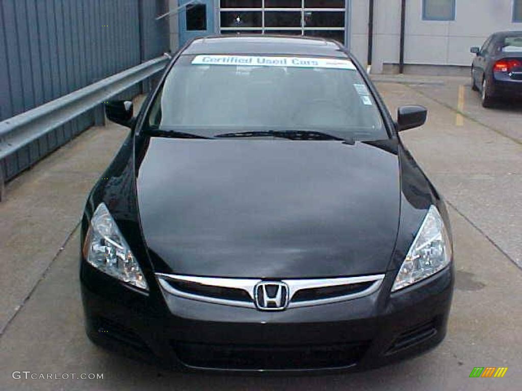 2006 Accord EX-L V6 Sedan - Nighthawk Black Pearl / Ivory photo #3