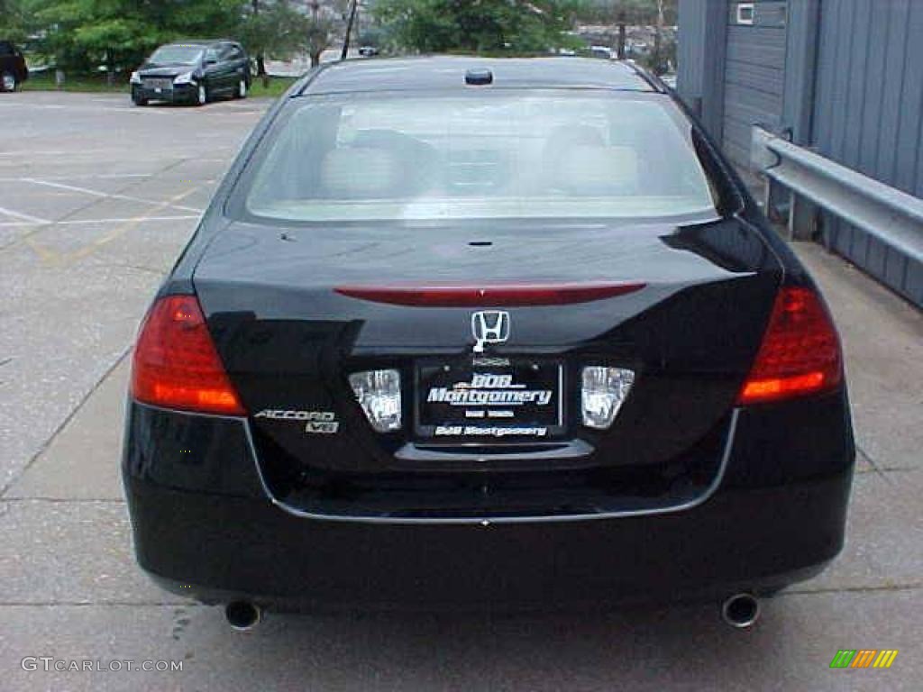 2006 Accord EX-L V6 Sedan - Nighthawk Black Pearl / Ivory photo #6