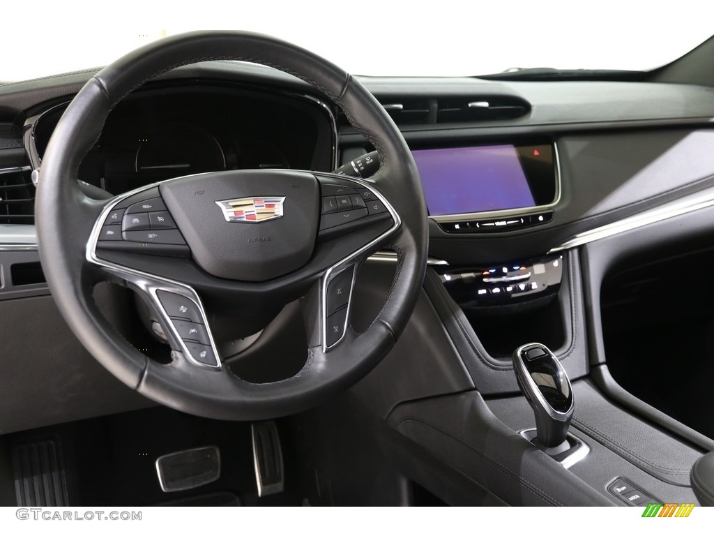 2019 Cadillac XT5 Luxury AWD Jet Black Dashboard Photo #136331417