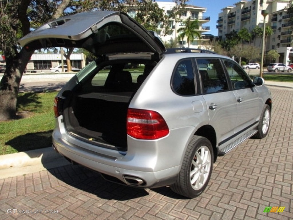 2009 Cayenne  - Crystal Silver Metallic / Black photo #17