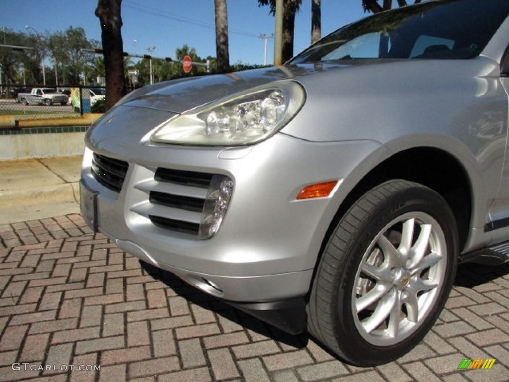 2009 Cayenne  - Crystal Silver Metallic / Black photo #59