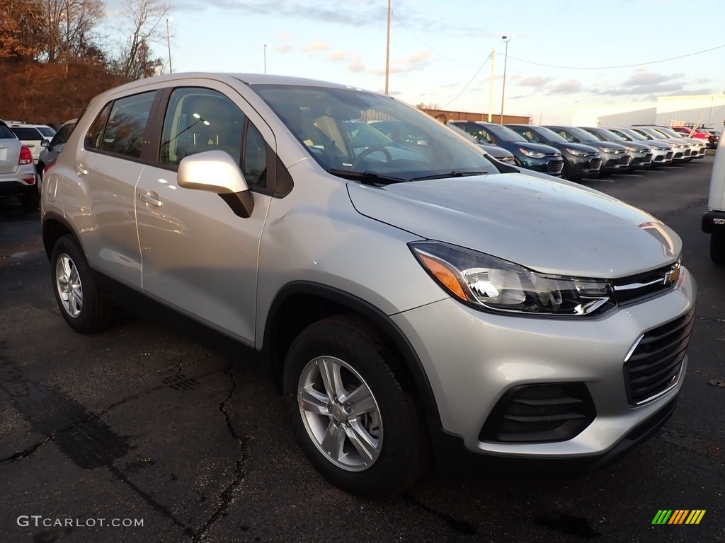 Silver Ice Metallic 2020 Chevrolet Trax LS AWD Exterior Photo #136336850