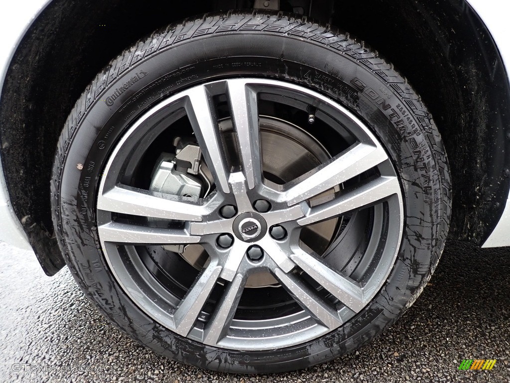 2020 Volvo XC60 T6 AWD Momentum Wheel Photo #136339067