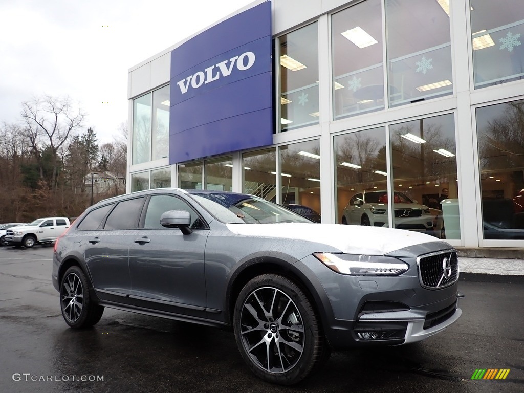 Osmium Grey Metallic 2020 Volvo V90 Cross Country T6 AWD Exterior Photo #136339715