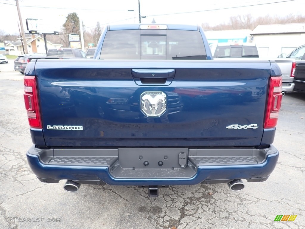 2020 1500 Laramie Crew Cab 4x4 - Patriot Blue Pearl / Black photo #4