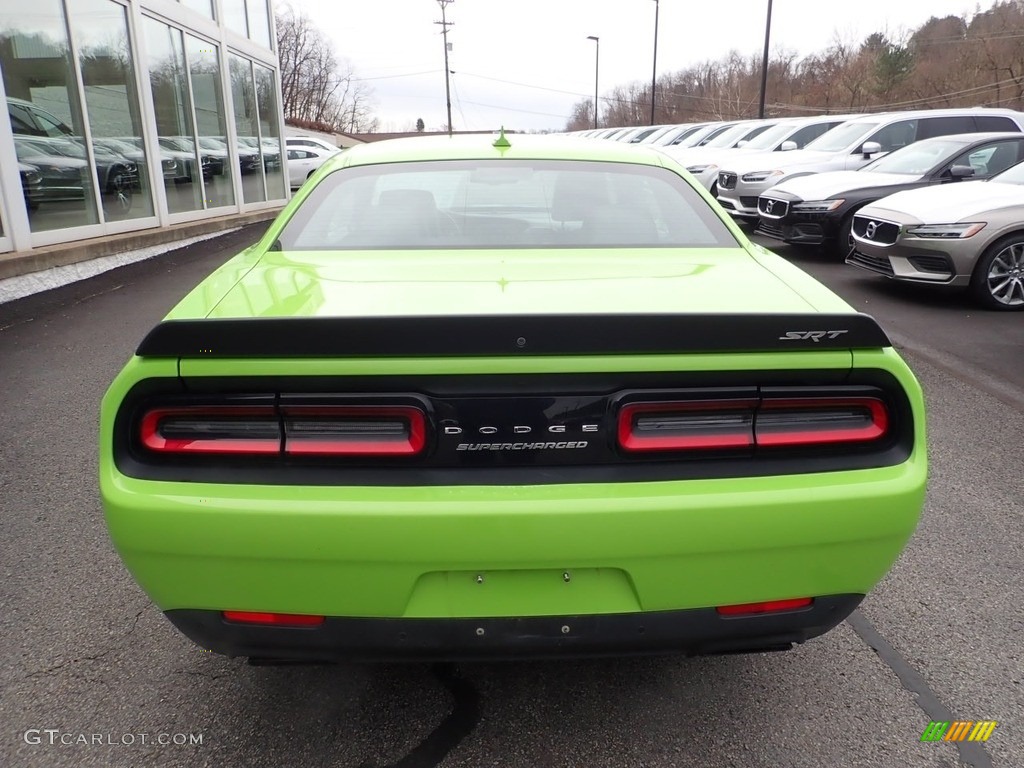 2015 Challenger SRT Hellcat - Sublime Green Pearl / Black photo #4