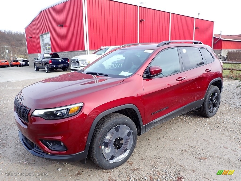 2020 Cherokee Latitude Plus 4x4 - Velvet Red Pearl / Black photo #1