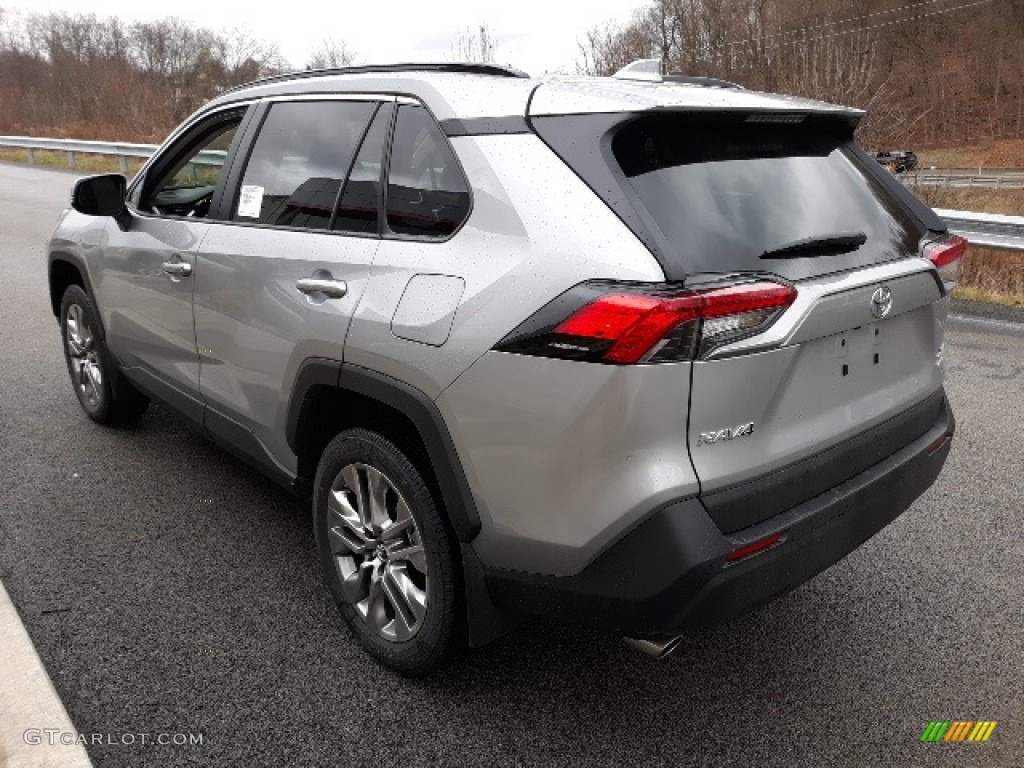2019 RAV4 XLE AWD - Silver Sky Metallic / Black photo #2