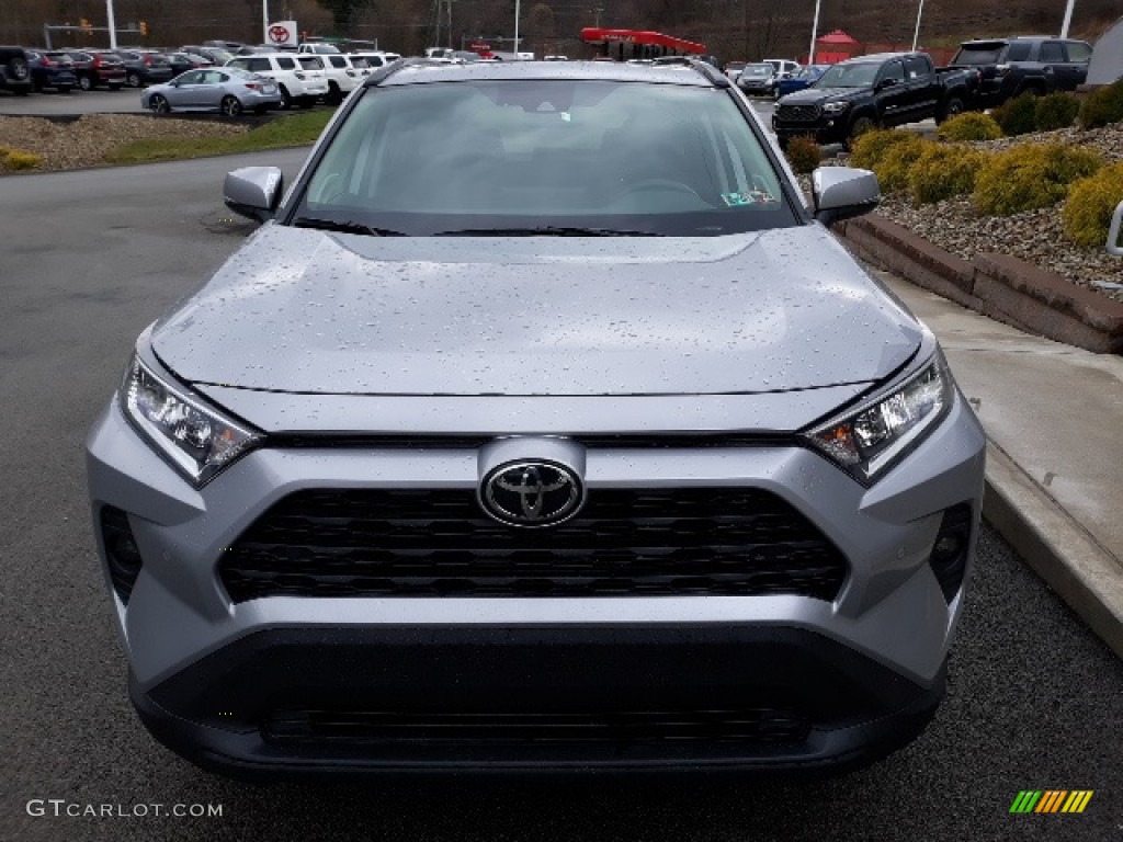 2019 RAV4 XLE AWD - Silver Sky Metallic / Black photo #7