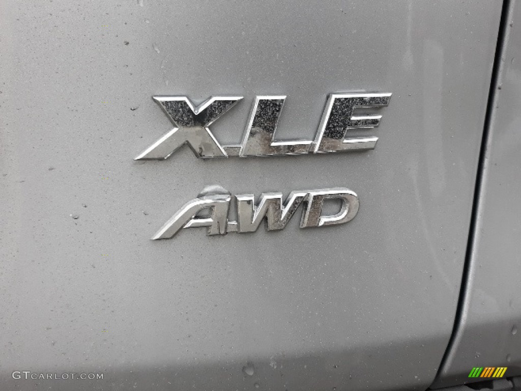 2019 RAV4 XLE AWD - Silver Sky Metallic / Black photo #9