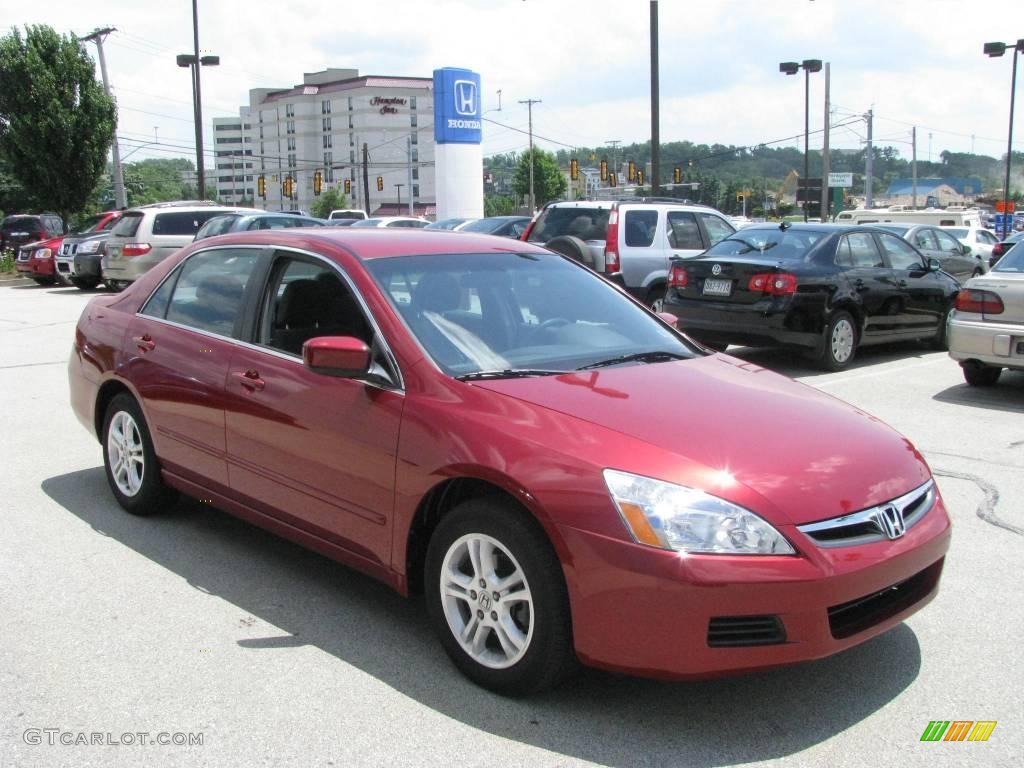 2007 Accord SE Sedan - Moroccan Red Pearl / Gray photo #6