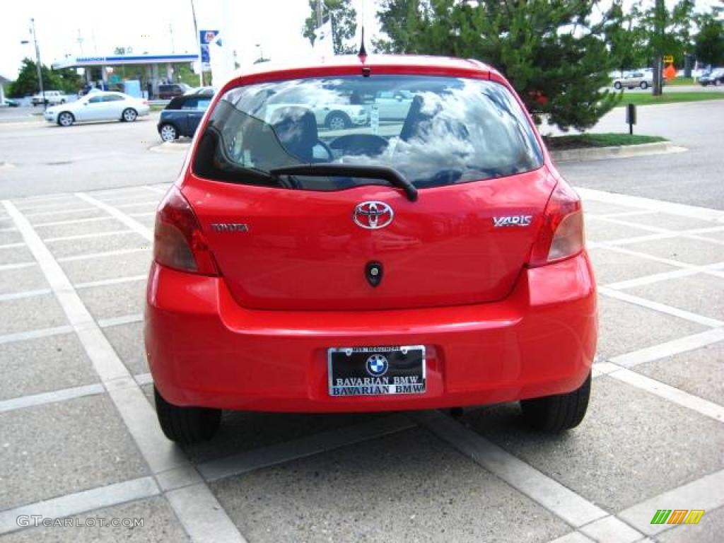 2007 Yaris 3 Door Liftback - Absolutely Red / Dark Charcoal photo #7