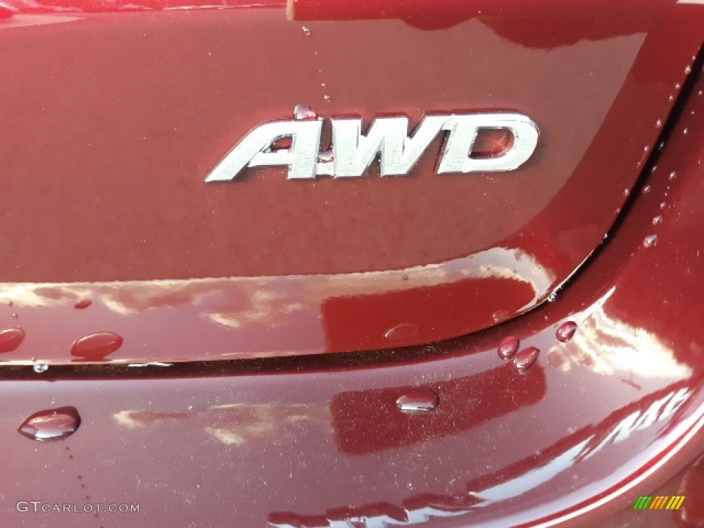 2019 Toyota Highlander LE AWD Marks and Logos Photo #136352453