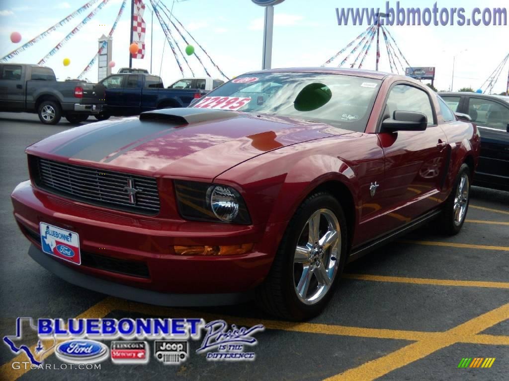 2009 Dark Candy Apple Red Ford Mustang V6 Coupe 13620045 Photo 17