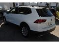 Pure White - Tiguan SE Photo No. 6