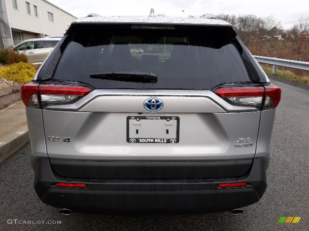 2019 RAV4 XLE AWD Hybrid - Silver Sky Metallic / Black photo #8