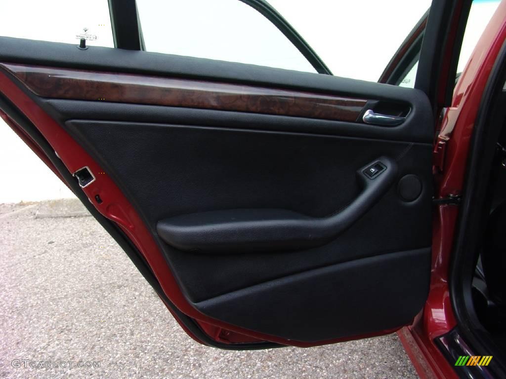 2001 3 Series 330xi Sedan - Siena Red Metallic / Black photo #25
