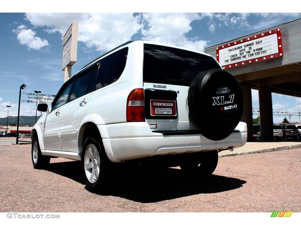 2001 Grand Vitara JLX 4x4 - Polar White / Gray photo #4