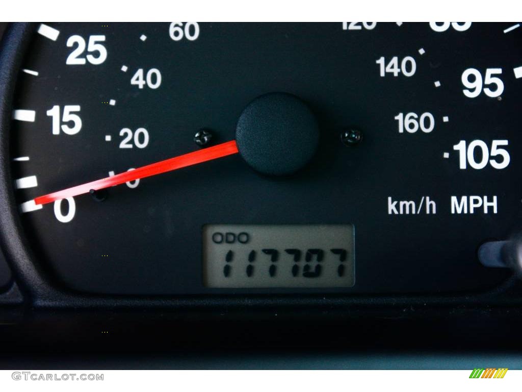 2001 Grand Vitara JLX 4x4 - Polar White / Gray photo #7