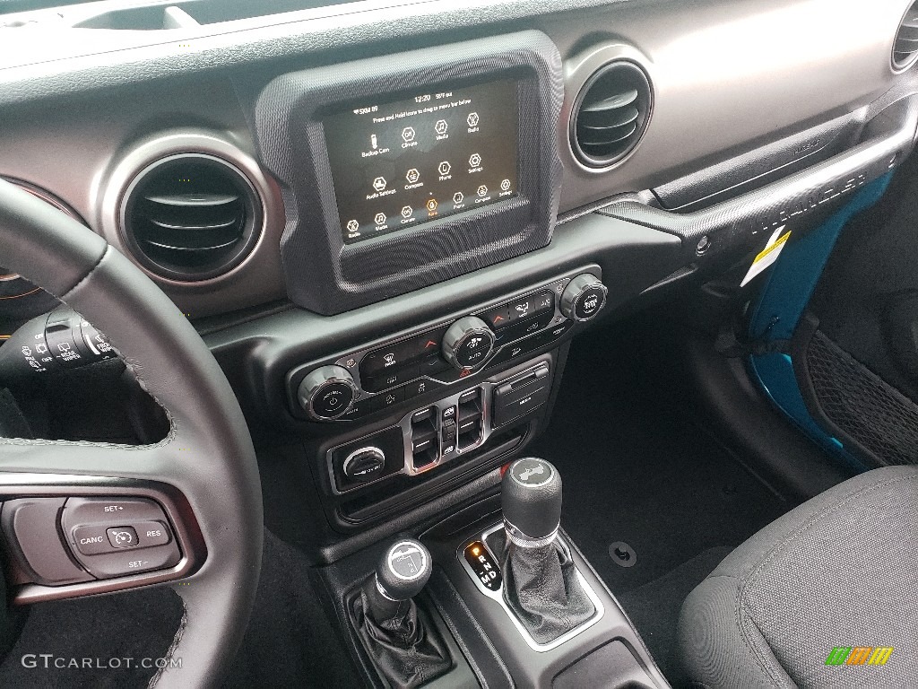 2020 Jeep Wrangler Unlimited Sport 4x4 Controls Photo #136374495