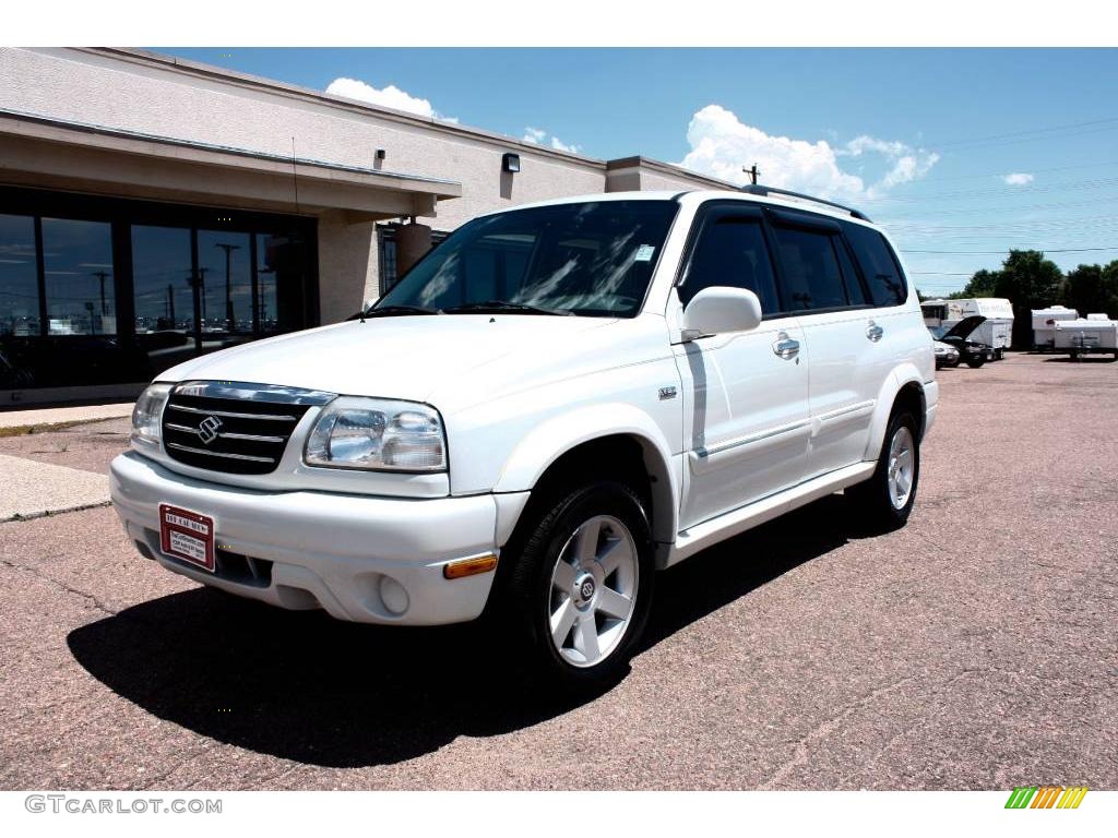 2001 Grand Vitara JLX 4x4 - Polar White / Gray photo #16