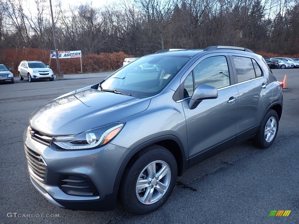 Satin Steel Metallic 2020 Chevrolet Trax LT Exterior Photo #136381163
