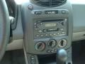 2002 White Saturn VUE V6 AWD  photo #13