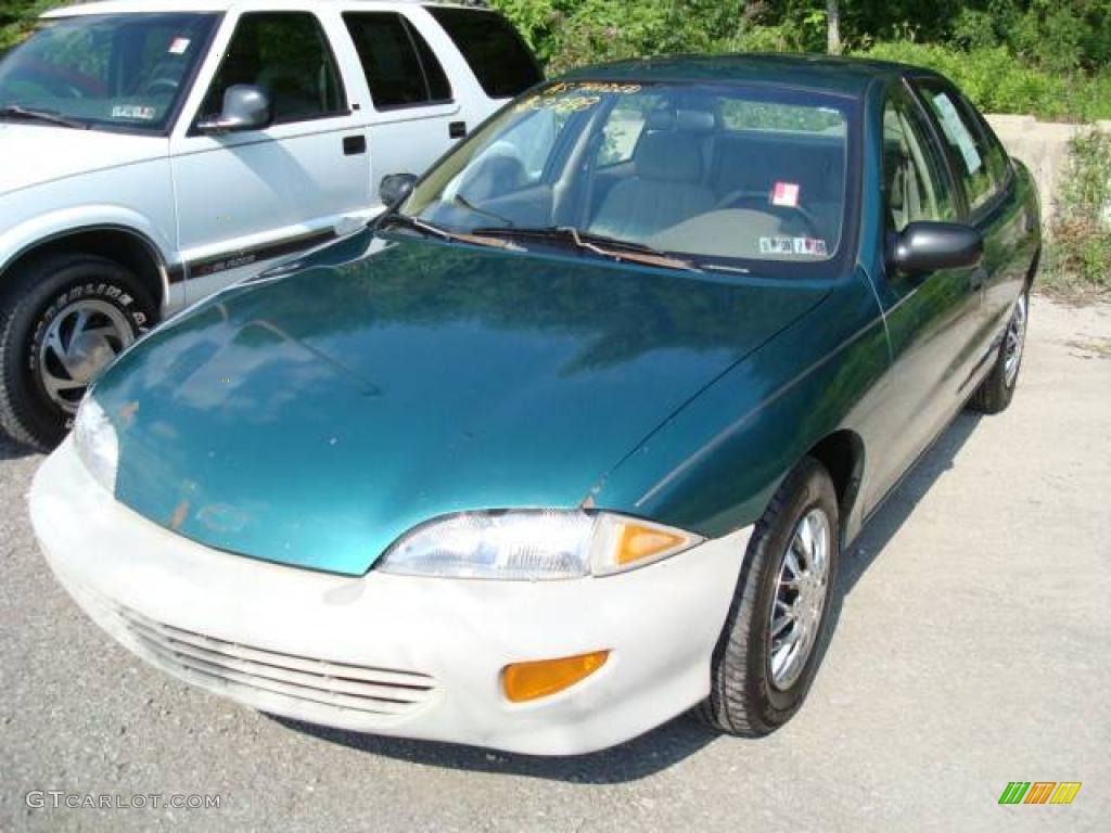 1996 Cavalier Sedan - Green Metallic / Beige photo #5