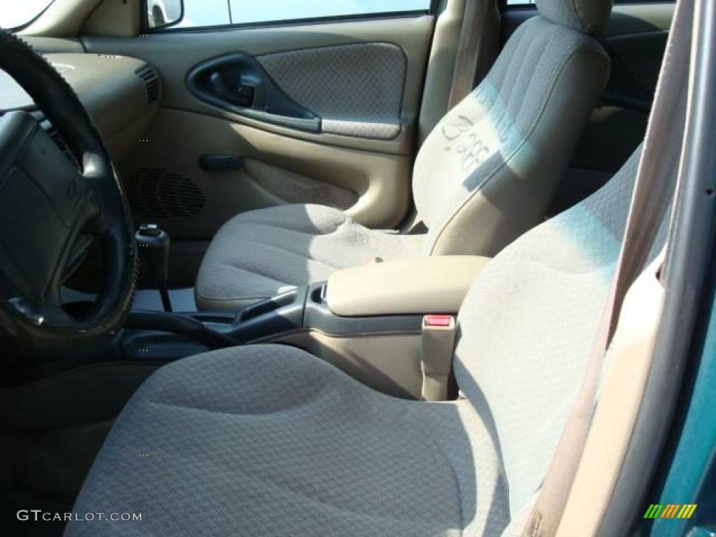 1996 Cavalier Sedan - Green Metallic / Beige photo #8