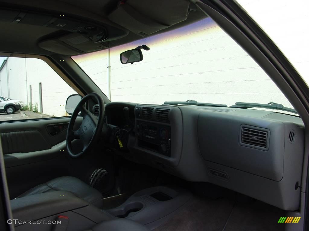 1995 Blazer LT 4x4 - Dove Gray Metallic / Gray photo #26