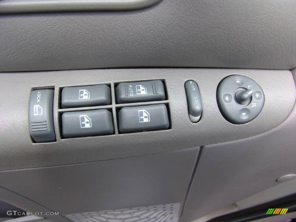 1995 Blazer LT 4x4 - Dove Gray Metallic / Gray photo #30