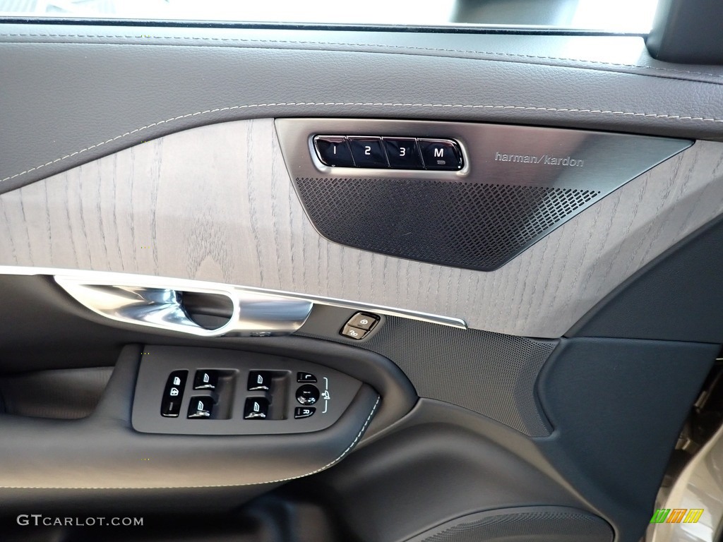 2020 Volvo XC90 T6 AWD Inscription Charcoal Door Panel Photo #136409725