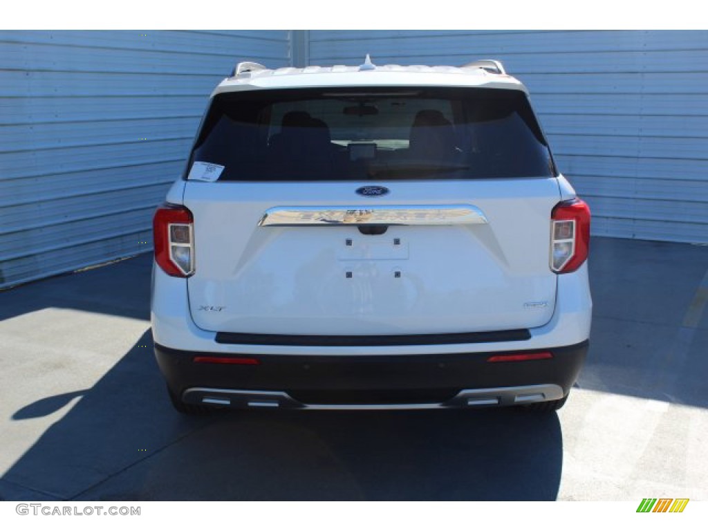 2020 Explorer XLT - Star White Metallic Tri-Coat / Sandstone photo #7
