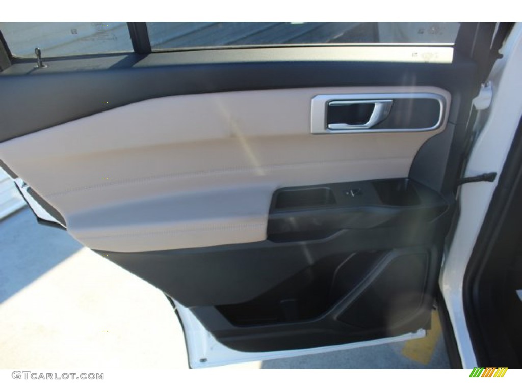 2020 Explorer XLT - Star White Metallic Tri-Coat / Sandstone photo #20